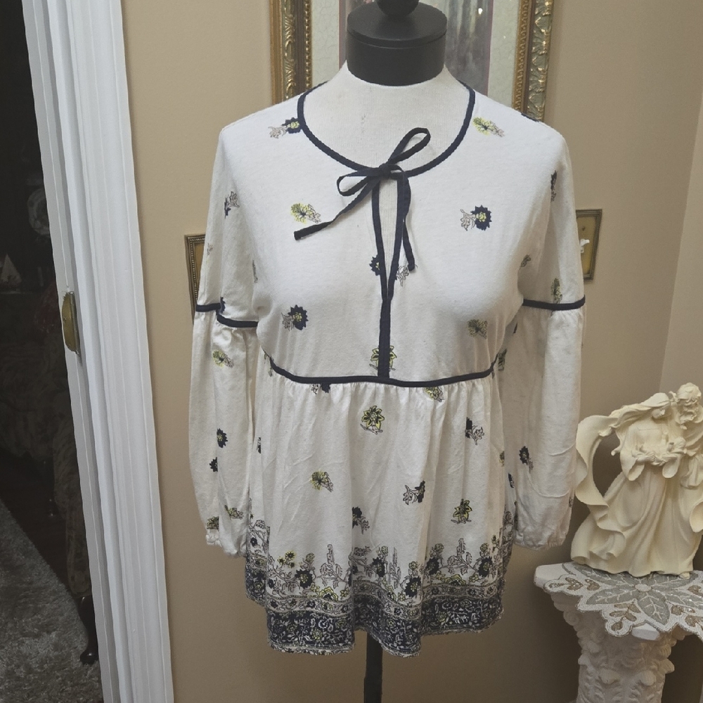 Lucky Brand Cream Black Floral Print Blouse Long Sleeves Gathered Tie Neckline M